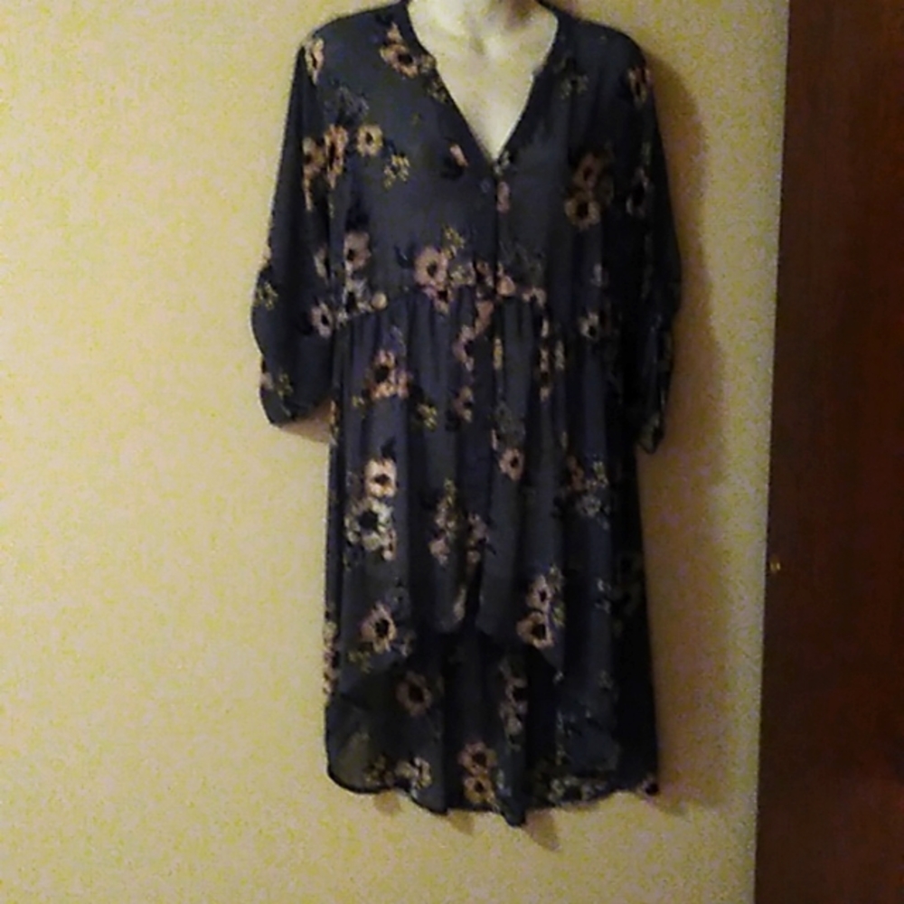 Torrid high low top